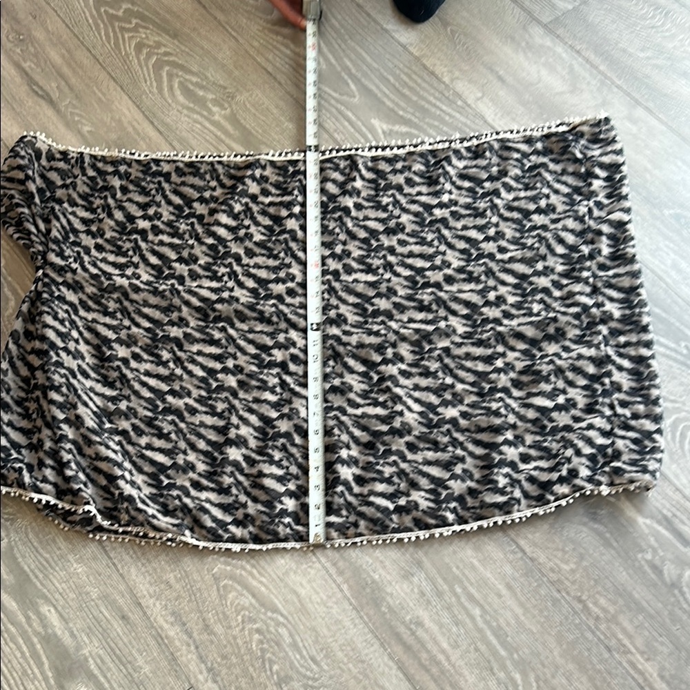 Stylish Black and White Animal Print Scarf